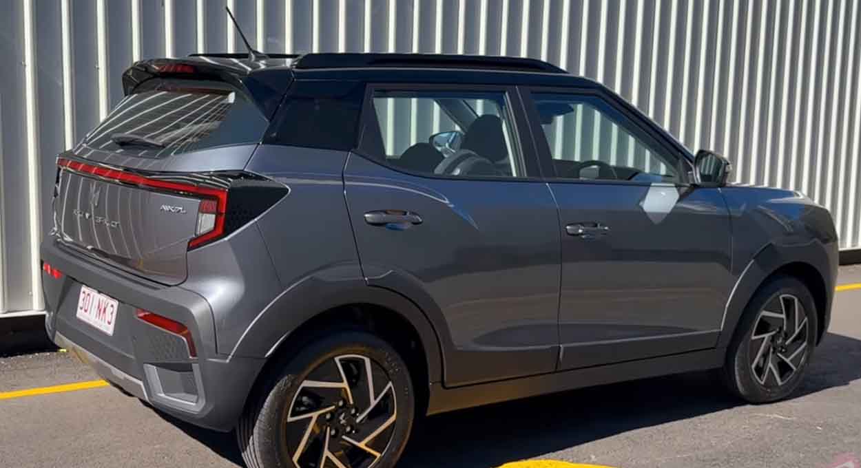 Mahindra XUV 3XO
