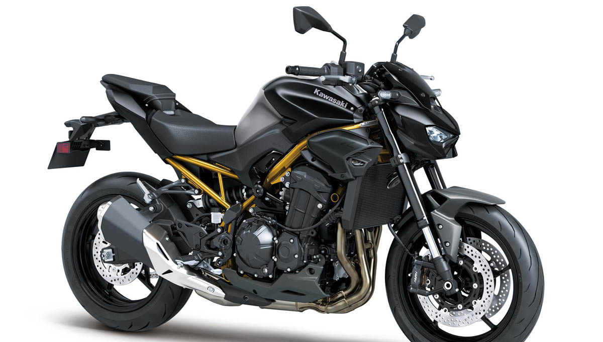 2026 Kawasaki Z900 & New Bajaj Chetak EV